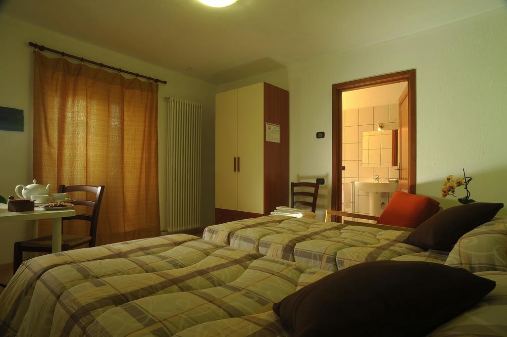 Maison Lombard Hotel Verrayes Room photo